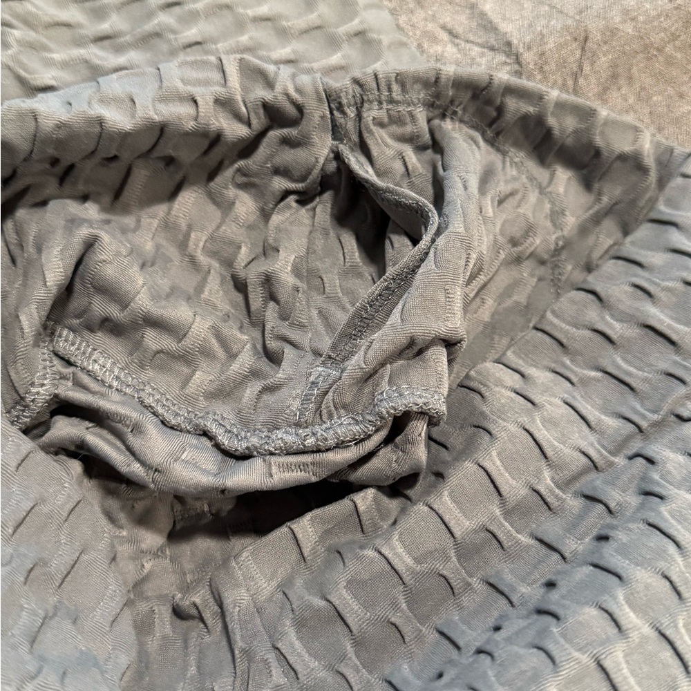 Born Primitive Scrunch Textured Gray Leggings